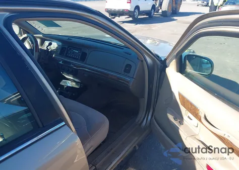 1999 Mercury Grand Marquis Gs z USA, uszkodzony, nr VIN 2MEFM74W0XX646039